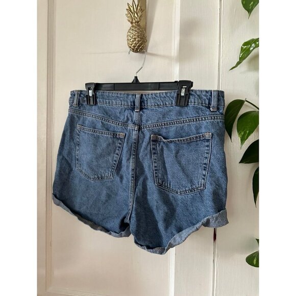 Primark Cares women’s size 10 denim blue jean shorts - Picture 5 of 6